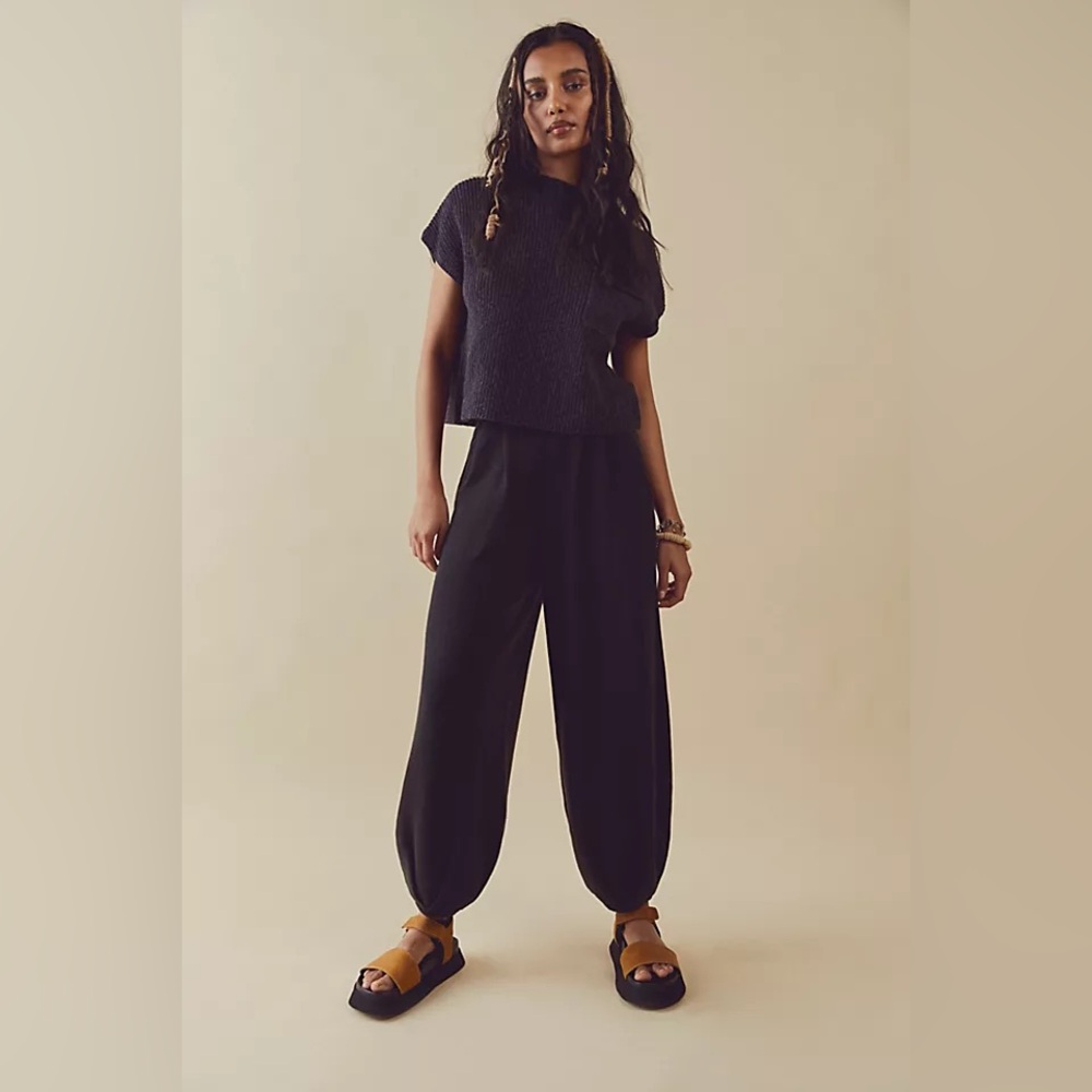 NWT Free People FP Beach Freya Set- Black/Charcoal XS - SOLD OUT STYLE!